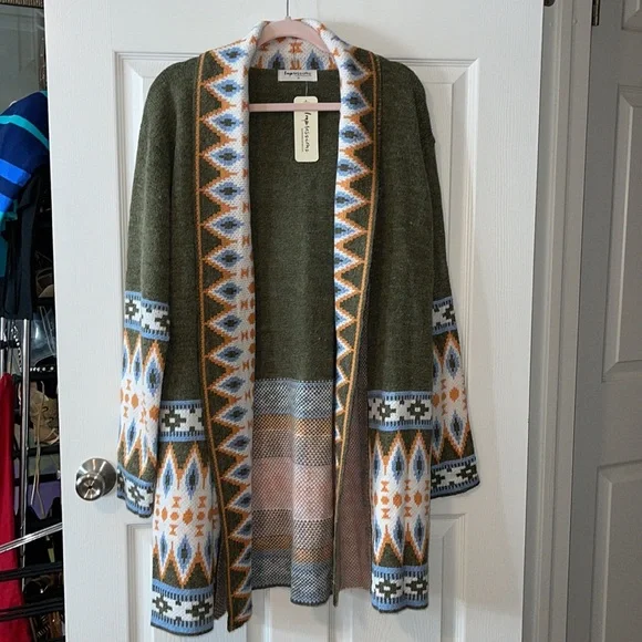 Shop impressions Aztec print cardigan. Medium - Picture 7 of 10